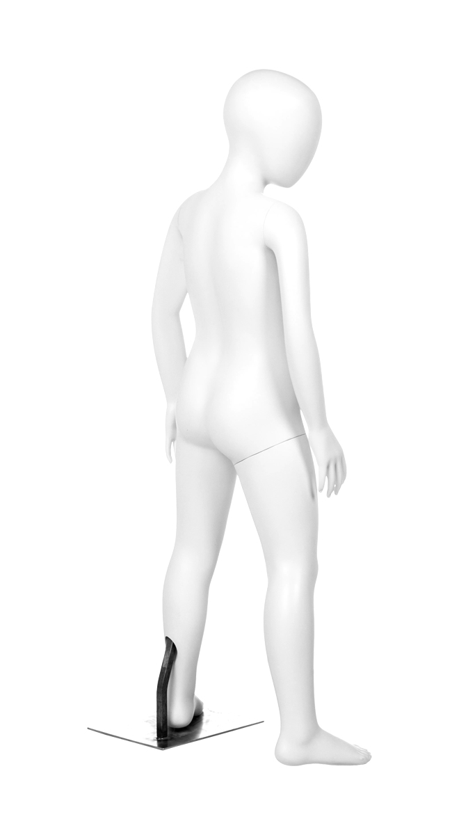 A mannequin posing. Fusion Clubhouse Collection.