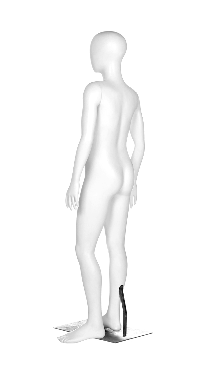 A mannequin posing. Fusion Clubhouse Collection.