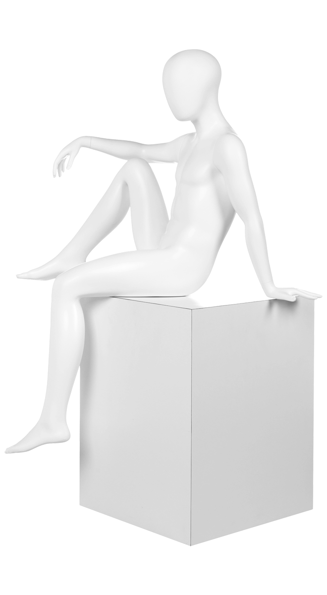 A mannequin posing. Fusion Clubhouse Collection.