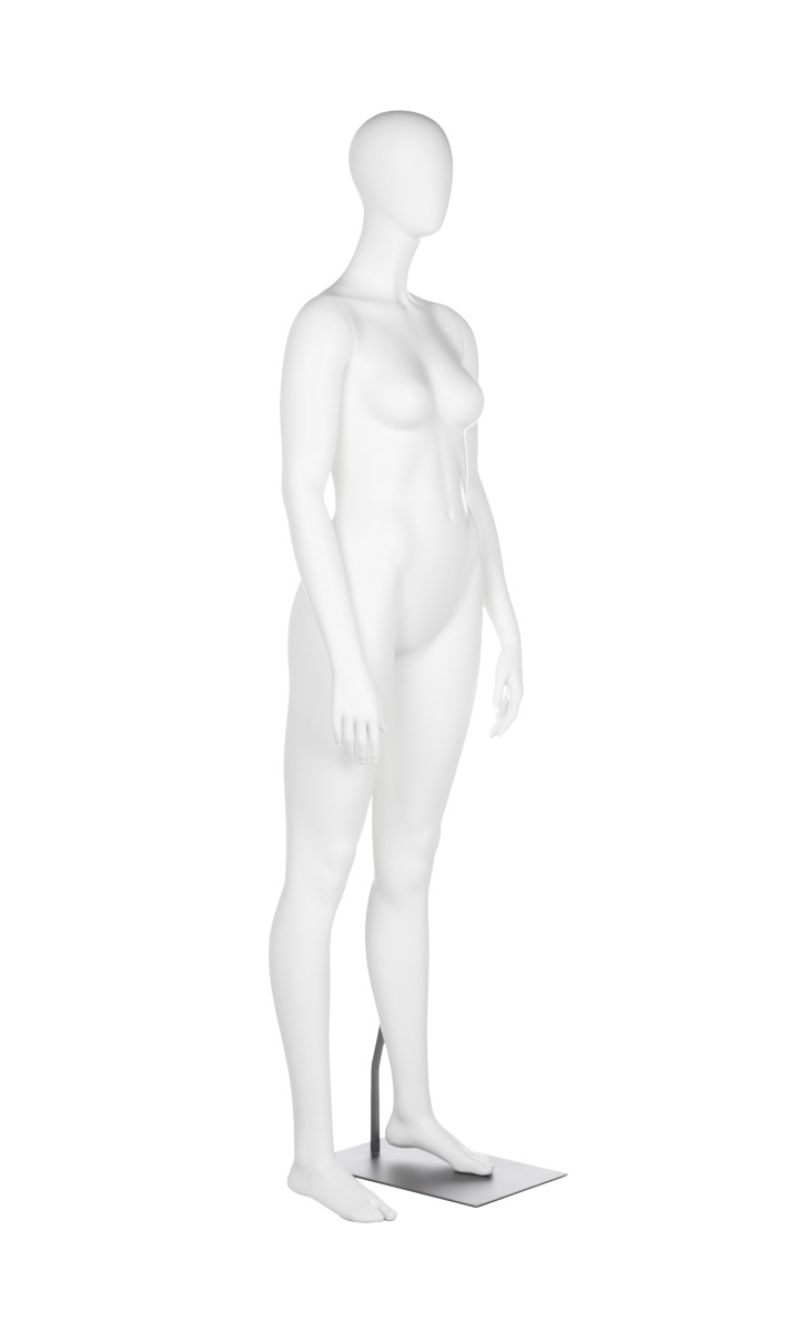 A mannequin posing. Fusion Community collection.