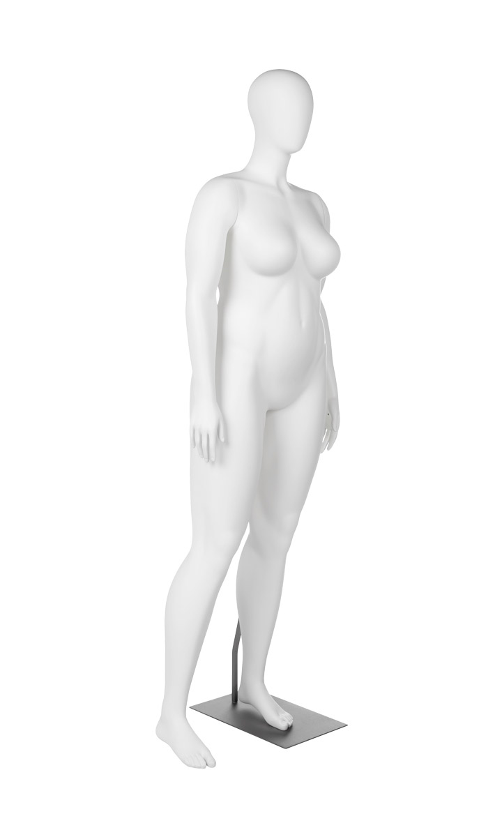 A mannequin posing. Fusion Community collection.