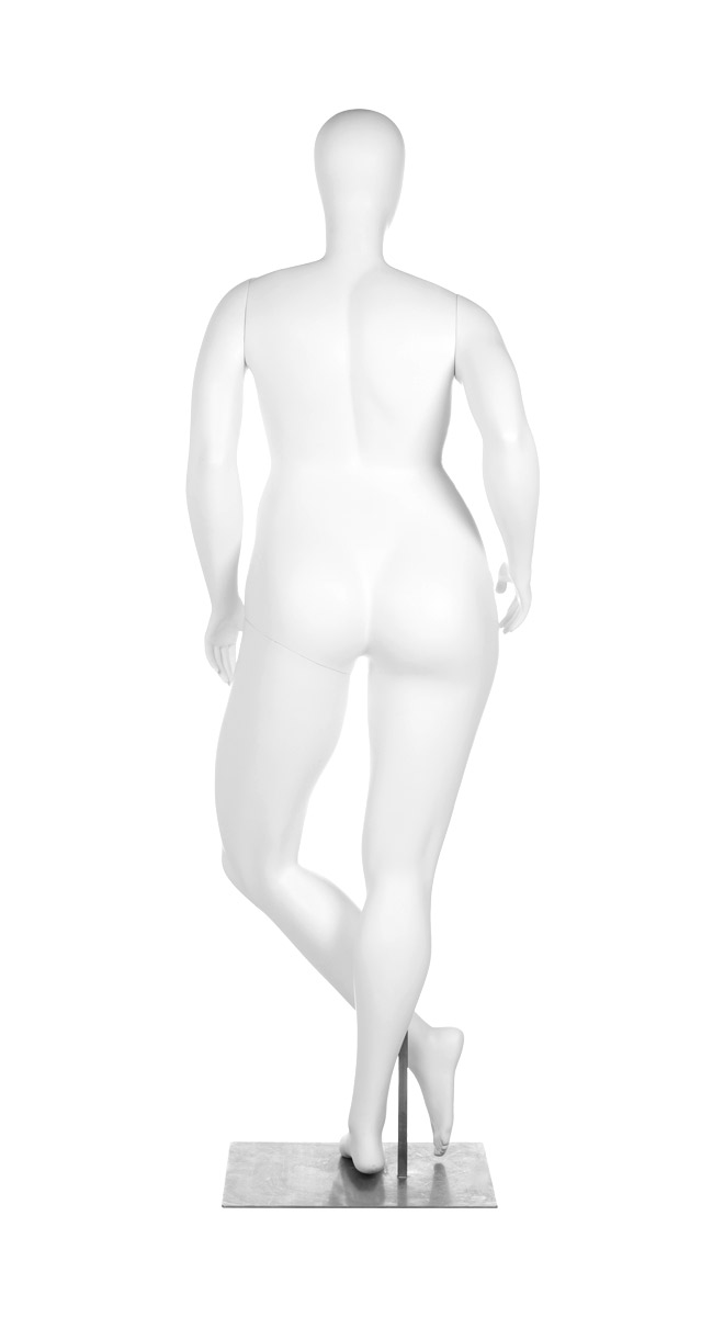 A mannequin posing. Fusion Community collection.