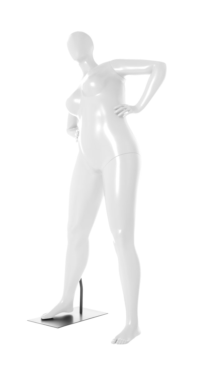 A mannequin posing. Fusion Community collection.