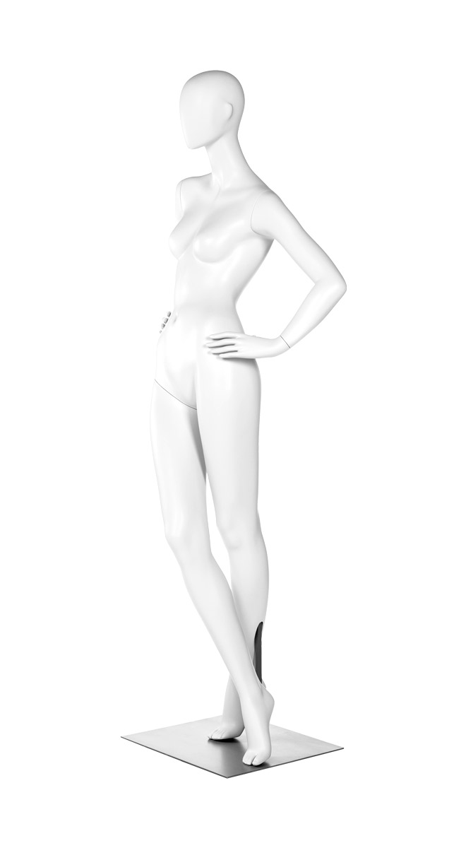 A mannequin posing. Fusion Europa collection.