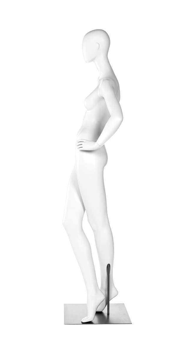 A mannequin posing. Fusion Europa collection.