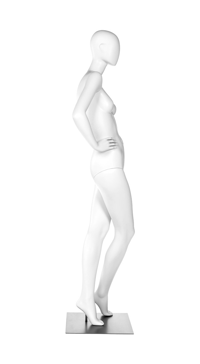 A mannequin posing. Fusion Europa collection.