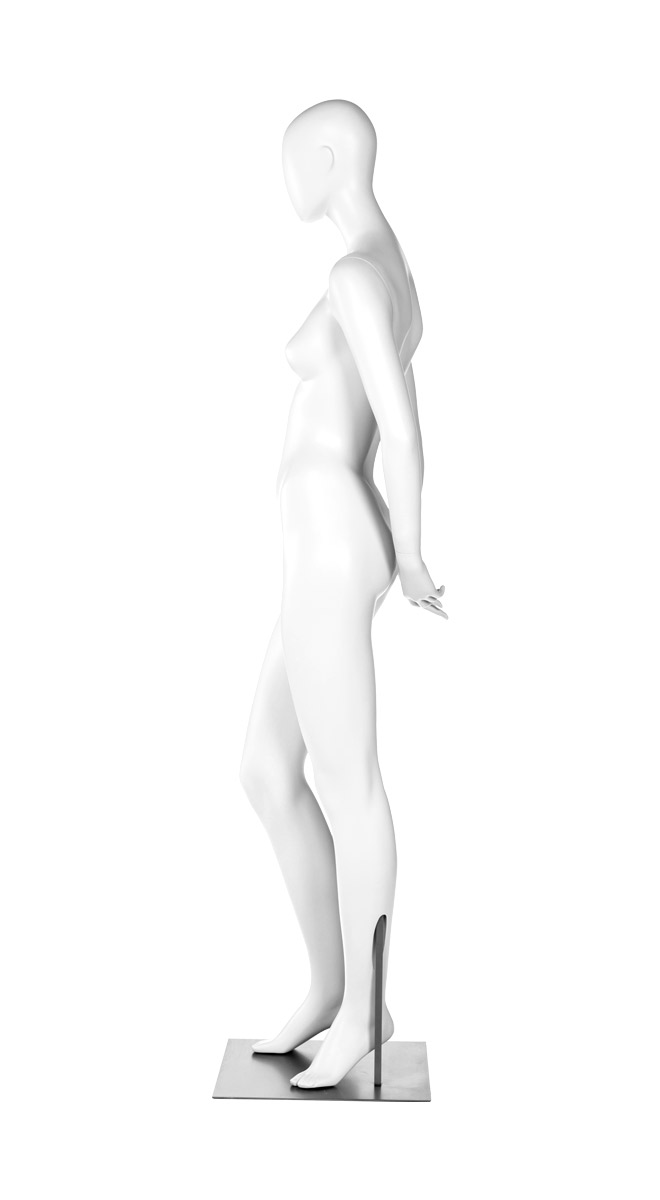 A mannequin posing. Fusion Europa collection.