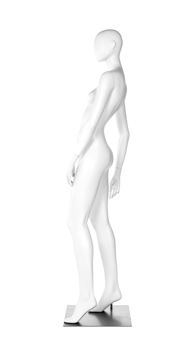 A mannequin posing. Fusion Europa collection.