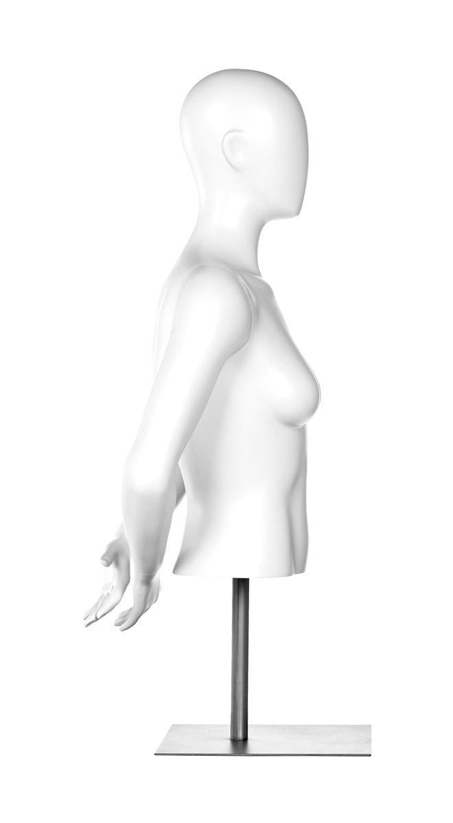 A mannequin bust. Fusion Europa collection.