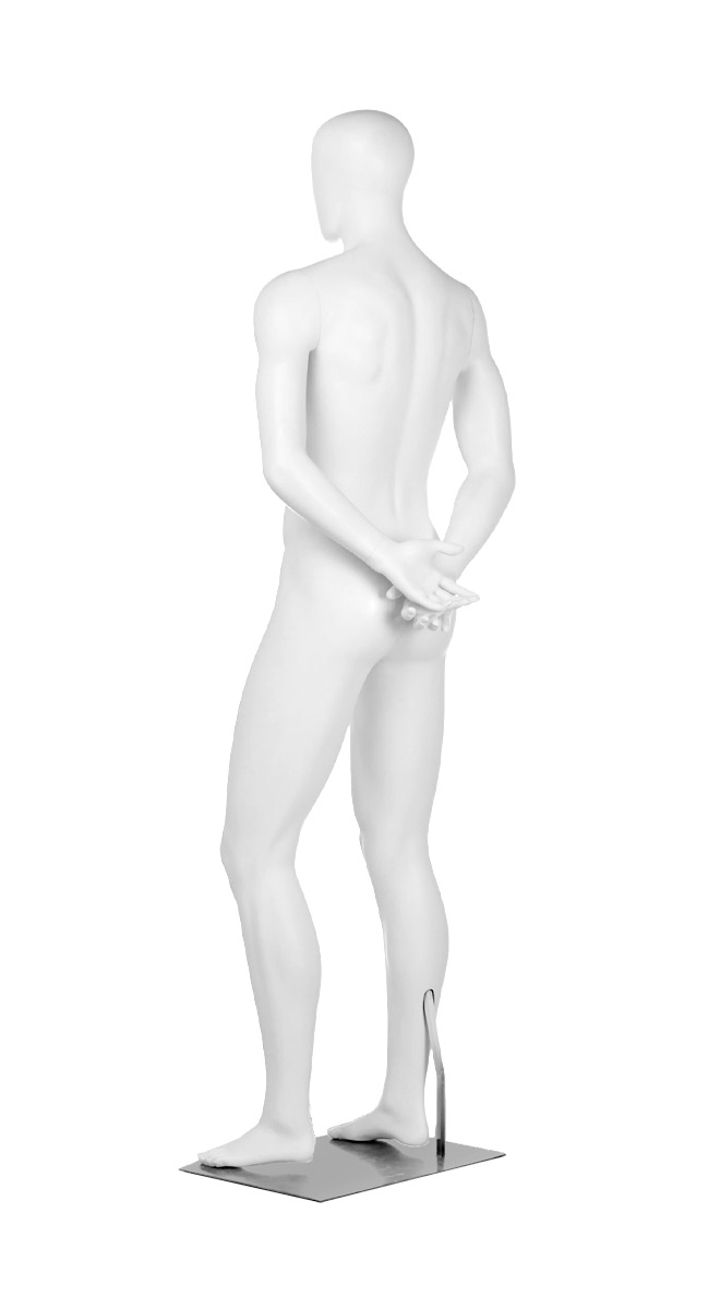 A mannequin posing. Fusion Europa collection.