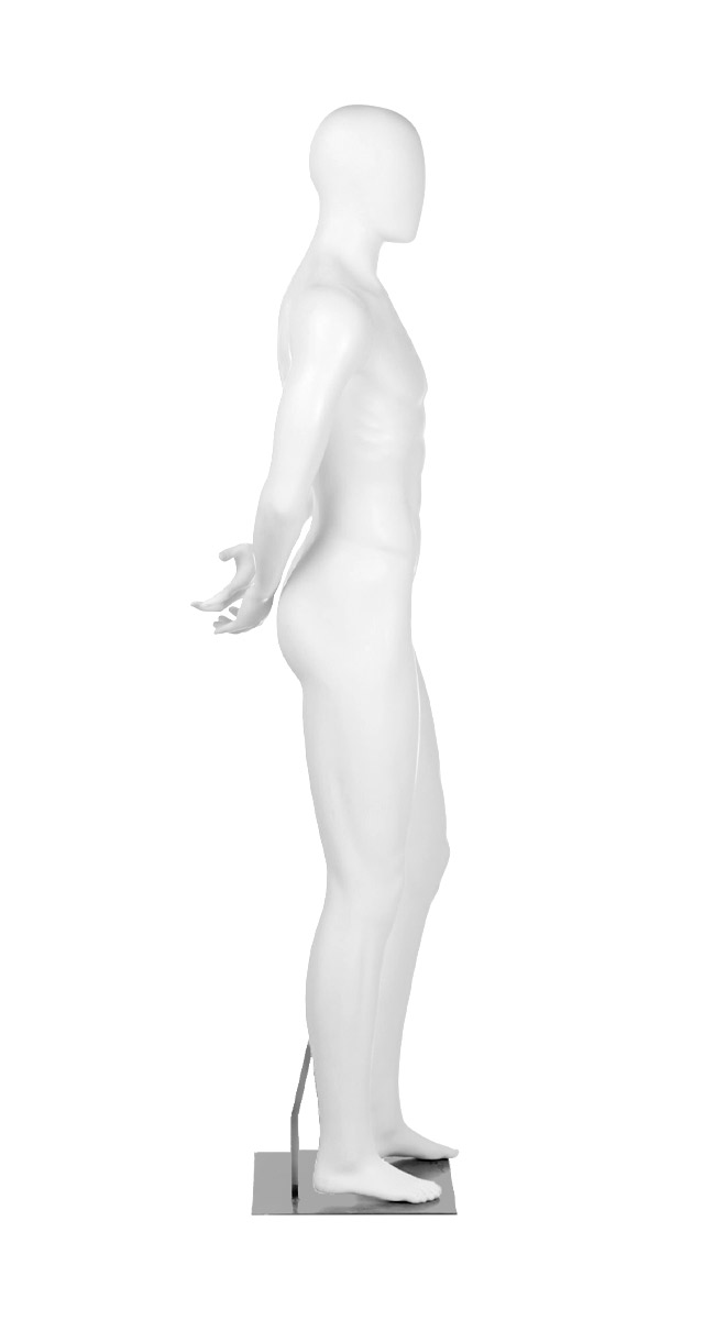 A mannequin posing. Fusion Europa collection.