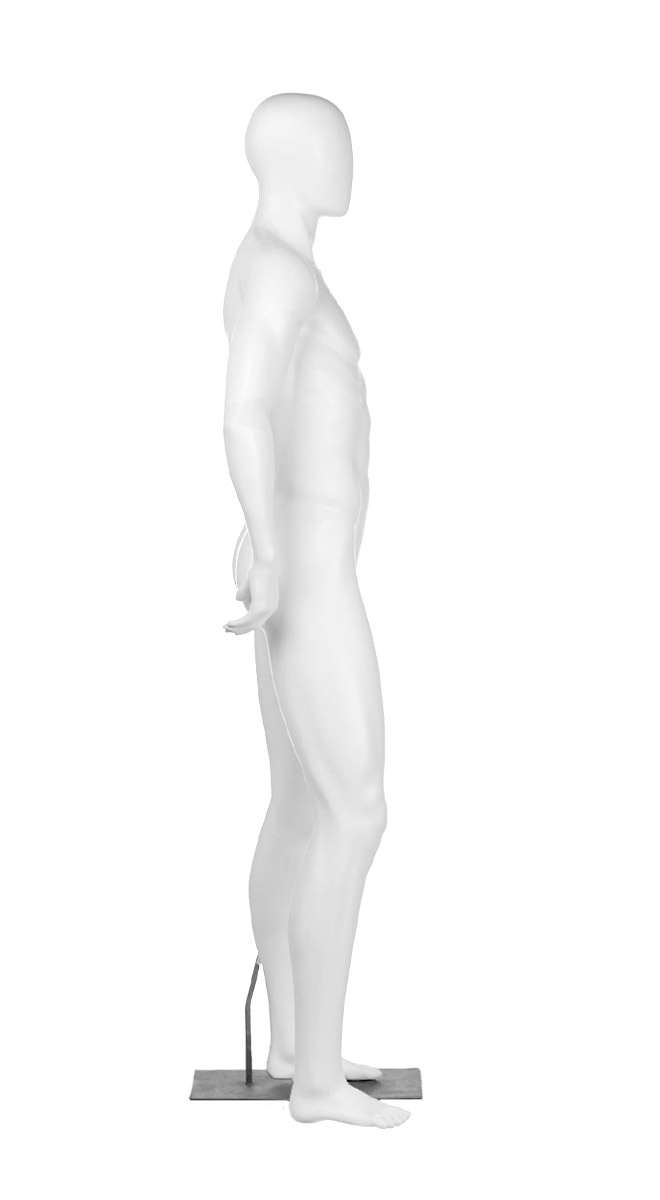 A mannequin posing. Fusion Europa collection.