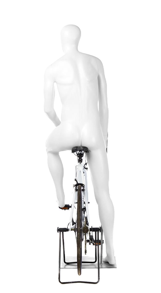 A mannequin with a bike. Fusion Olympus collection.