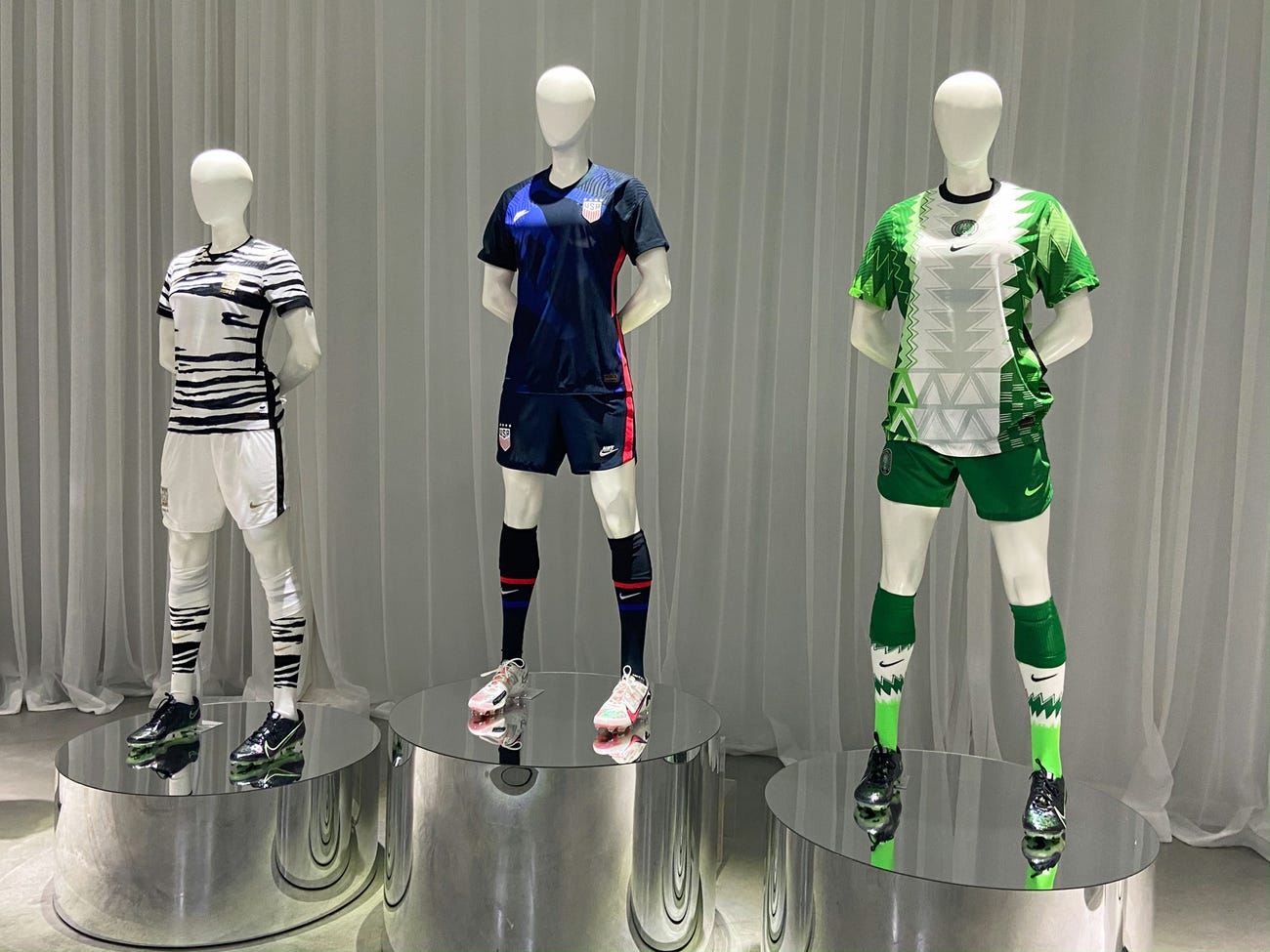 Nike Olympics Soccer Mannequins Football Jerseys