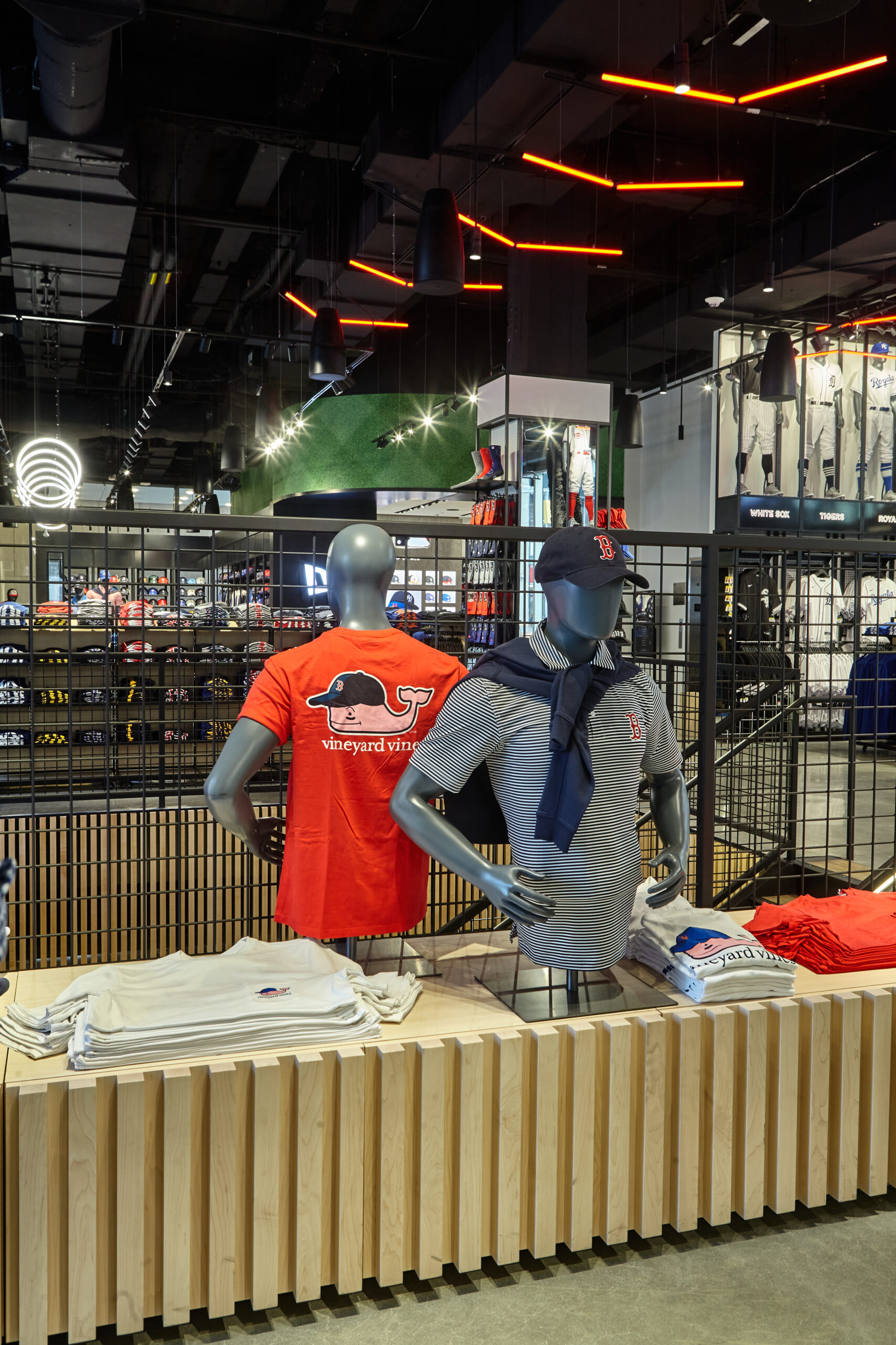 Fusion Specialties Store Design and Mannequin Solution for Major League  Baseball